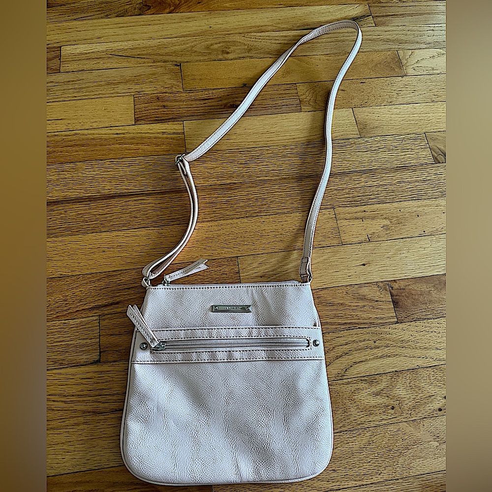Nine West, small light pink shoulder bag, genuine leather!